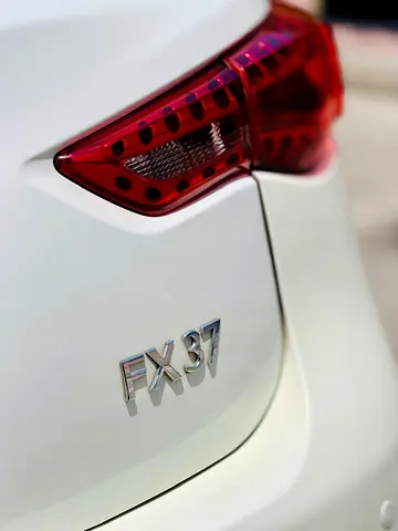 صورة 9 لـ 2013 Infiniti FX37