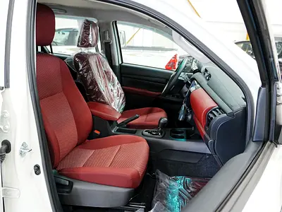 2026 Toyota HILUX 照片 15