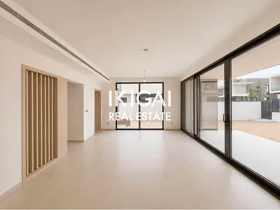 Hub Facing | C1 Type | Non-Negotiable