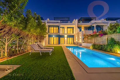 Fully Renovated | Direct Beach Access | Sea View