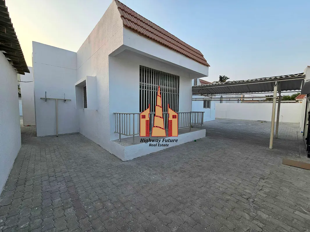 New Renovated | 4 BR Villa | Upgraded | 2 master | Big Yard | 2 Parking | Ready to Move | On main road
