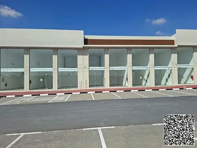 فرصة استثمارية مميزة للبيع | 4 محلات تجارية في الحليو – عجمان