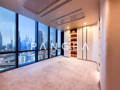 Premium Fitted Office | High Floor | 8 Parkings