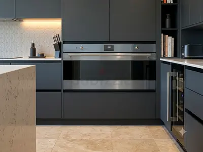 SMEG 90cm Full Electric Built-In Oven – Excellent Condition | Premium Italian Design | Modern Cookin