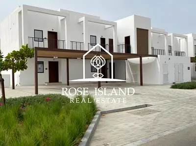 Corner Unit|Spacious Apartment|Ready to Move In