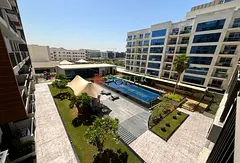 Pool View | Spacious Studio | Vacant