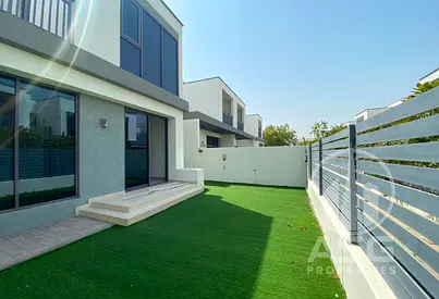 4BR Villa + Maid’s Room | Private Lawn | Maple