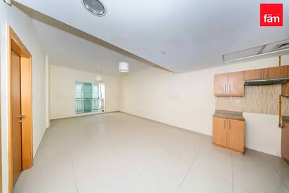 Price Reduced | Vacant | Balcony | Huge Layout