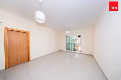 Price Reduced | Vacant | Balcony | Huge Layout