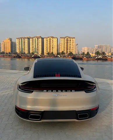 2024 Porsche 911 照片 2