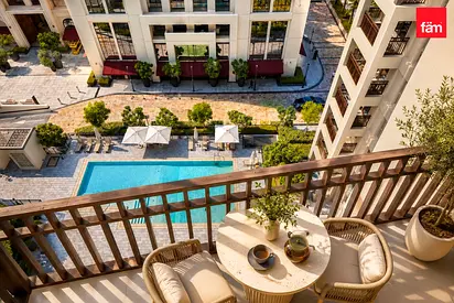 Pool View | Flexible Check Option | Exclusive