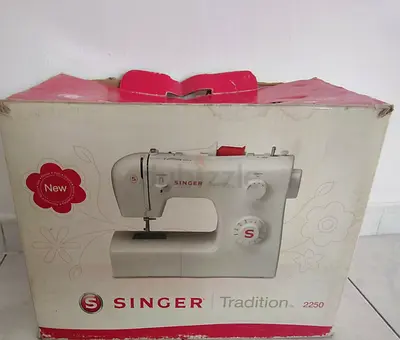 ''Singer''  Tradition 2250      Sewing machine        Negotiable