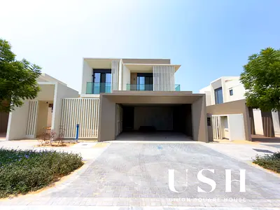 Spacious Family Villa | Prime Jebel Ali Location | Ready for Rent