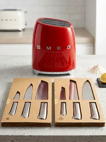 Brand New | Red Color
Upgrade your kitchen with the stylish SMEG Knife Set — premium design,