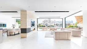Luxury Beachfront Villa| Upgraded Atrium Entry | Extended Plot