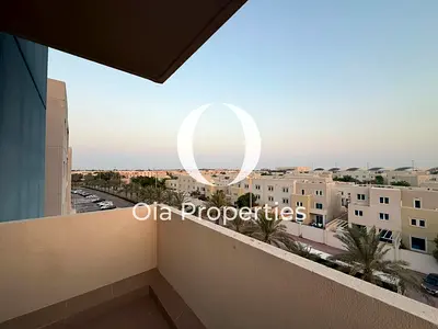 Spacious 3BR+M+Store | Corner Unit | Open View