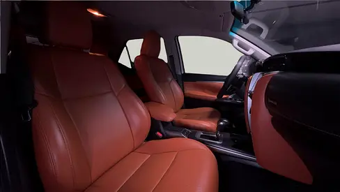2023 Toyota FORTUNER 照片 6