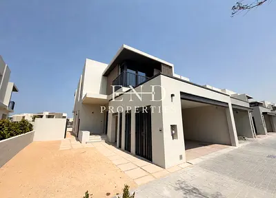 Corner Unit | Vacant | Great Location