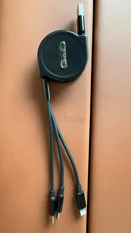 Retractable 3-in-1 Charging Cable (USB-C, Micro USB, Lightning) - Used