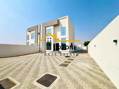 Brand new Luxurious 4 bedroom villa for rent