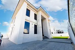 Family Space | Luxurious and Bright | Brand New