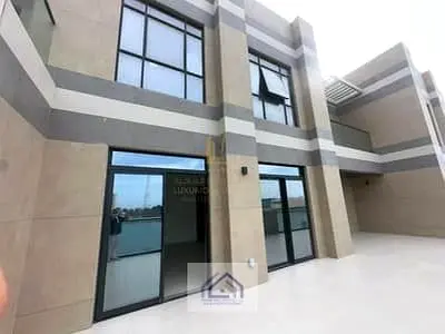 3 BEDROOM TOWNHOUSE - MARYAM ISLAND