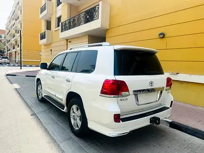صورة 7 لـ 2014 Toyota LAND CRUISER