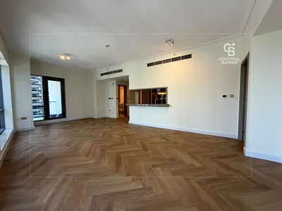 Luxury Living | Fully Upgraded | Vacant