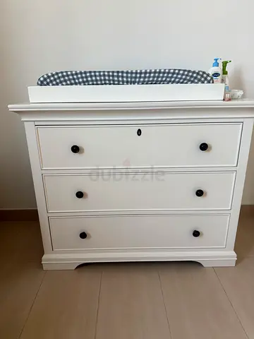 Pottery barn drawers and changing table