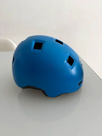 Blue multi-sport helmet – used, good condition