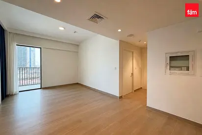Corner Unit Huge 1 Bedroom Apartment for Rent