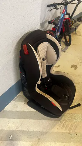 Used convertible baby car seat - good condition