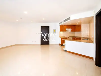 1 Bedroom Conv to 2BR | Vacant | Near Metro