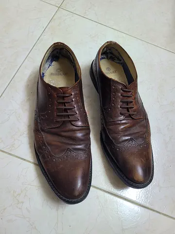 Used Original Brown Leather Shoe (Size 43-EU)