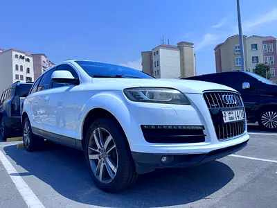 صورة 8 لـ 2010 AUDI Q7