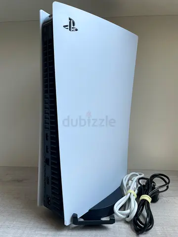 Ps5 digital edition with no controller 825gb