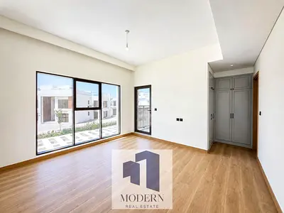 Bright 4BR Townhouse | Close to Lagoon | Prime Costa Brava Location