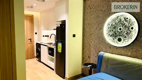 12 CHEQUES AVAILABLE | FULLY FURNISHED W/ BALCONY