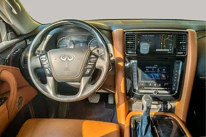 صورة 10 لـ 2021 Infiniti QX80