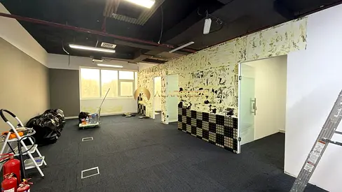 FITTED OFFICE | INCLUDING DEWA, CHILLER ,INTERNET