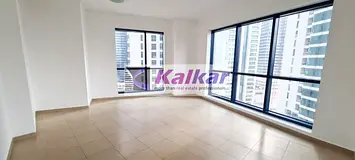 Spacious 2 B/R | Prime Location | Lake View