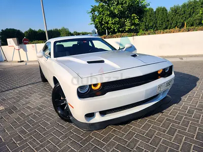 Stunning 2016 Dodge Challenger R/T | 5.7L V8 HEMI | Canadian Specs