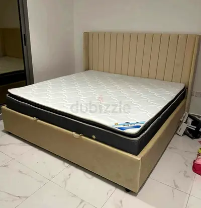 Modren design new King size Luxury Family bed With Mattress Available