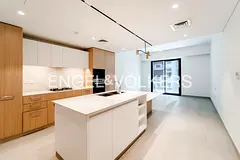 EXCLUSIVE | Spacious | Ready To Move in