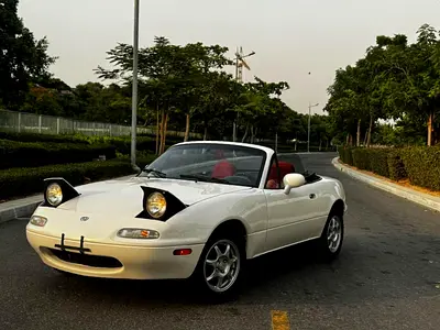 Mazda Mx-5 very clean US import (Registered in the UAE)