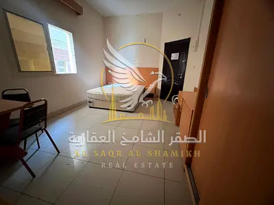 ستوديو نصف مفروش للإيجار السنوي في منطقة البوطينة مساحة واسعة تمنحك الراحة وحرية الحركة