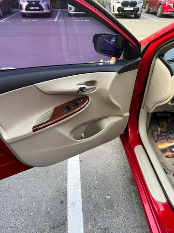 2012 Toyota COROLLA 照片 6