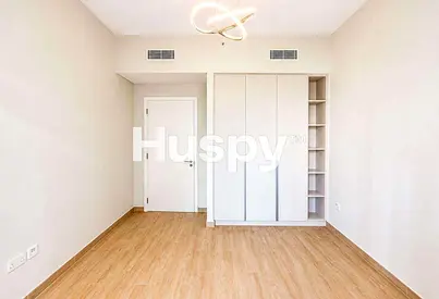 Vacant Now | Appliances Included | Beach Access