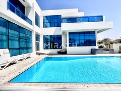 Modern 5BR Villa | Pool | Prime Location