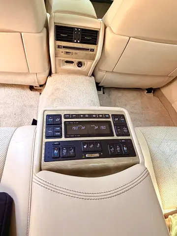 صورة 8 لـ 2014 Lexus LS-SERIES